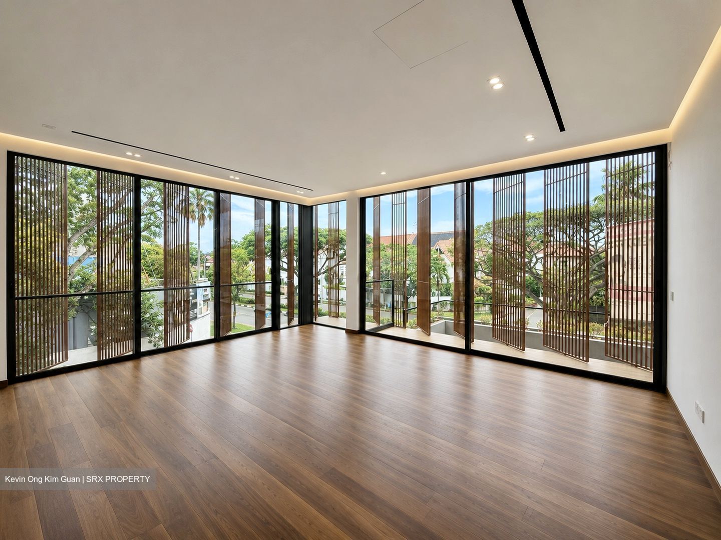 Frankel Estate (D15), Detached #554518001